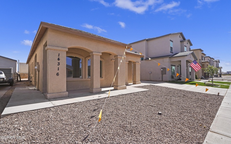 14344 Bill Lazor Parkway, Horizon City, TX 79928, 4 Bedrooms Bedrooms, ,2 BathroomsBathrooms,Residential,For Sale,14344 Bill Lazor Parkway,926470