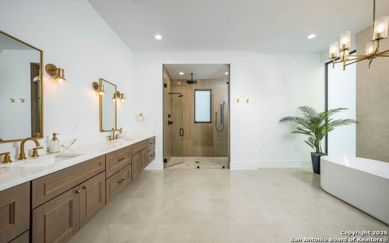 11136 Barreal, Boerne, TX 78006, 4 Bedrooms Bedrooms, ,5 BathroomsBathrooms,Residential,For Sale,11136 Barreal,0,1876102