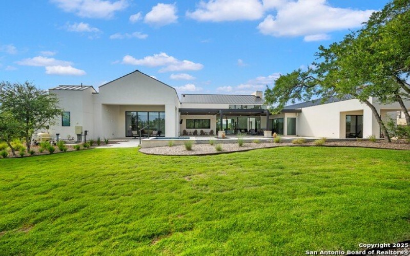 11136 Barreal, Boerne, TX 78006, 4 Bedrooms Bedrooms, ,5 BathroomsBathrooms,Residential,For Sale,11136 Barreal,0,1876102