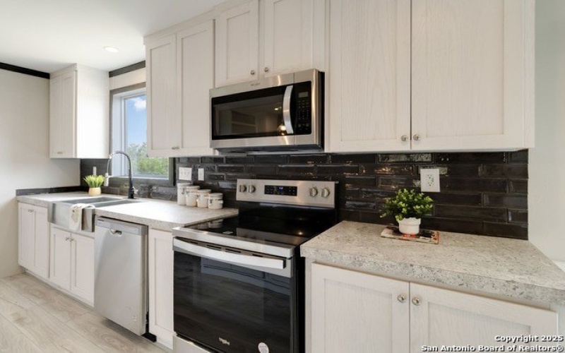 144 Deer Run, Canyon Lake, TX 78133, 3 Habitaciones Habitaciones , ,2 BañosBaños,Residential,En Venta,144 Deer Run,1883072