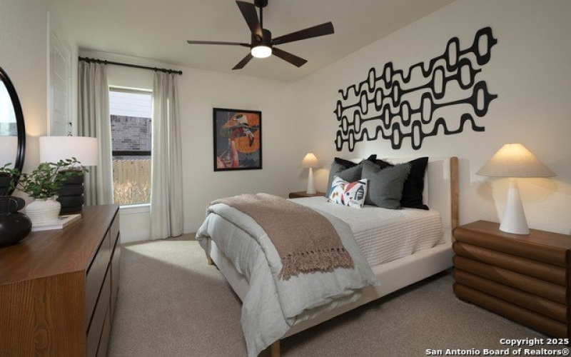 303 Ainslie St W, Castroville, TX 78009, 4 Habitaciones Habitaciones , ,3 BañosBaños,Residential,En Venta,303 Ainslie St W,1884082