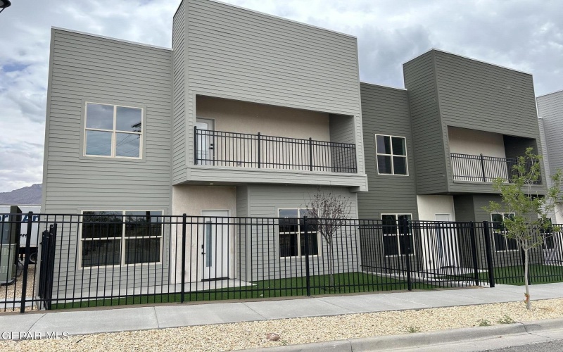 201 DESERT PASS Street unit: 7 #7, El Paso, TX 79912, 3 Habitaciones Habitaciones , ,2 BañosBaños,Residential,En Venta,201 DESERT PASS Street unit: 7,0,897909