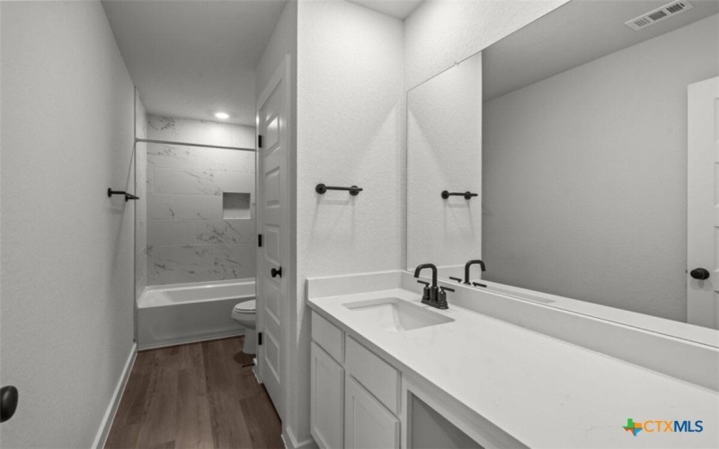 1932 Splitrock Road, New Braunfels, TX 78130, 4 Bedrooms Bedrooms, ,3 BathroomsBathrooms,Residential,For Sale,1932 Splitrock Road,586487