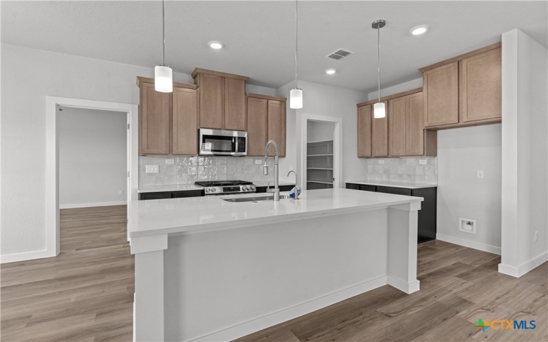 2050 Newforest Peak, New Braunfels, TX 78130, 3 Bedrooms Bedrooms, ,2 BathroomsBathrooms,Residential,For Sale,2050 Newforest Peak,586542