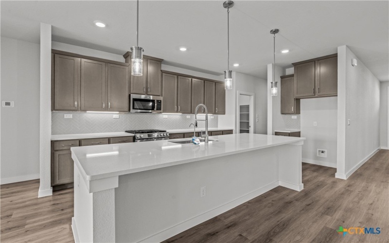 2046 Newforest Peak, New Braunfels, TX 78130, 4 Bedrooms Bedrooms, ,3 BathroomsBathrooms,Residential,For Sale,2046 Newforest Peak,586543