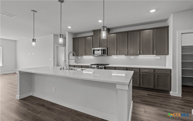 2046 Newforest Peak, New Braunfels, TX 78130, 4 Bedrooms Bedrooms, ,3 BathroomsBathrooms,Residential,For Sale,2046 Newforest Peak,586543