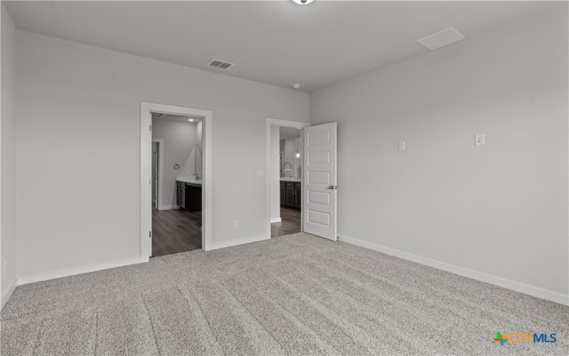 2046 Newforest Peak, New Braunfels, TX 78130, 4 Bedrooms Bedrooms, ,3 BathroomsBathrooms,Residential,For Sale,2046 Newforest Peak,586543