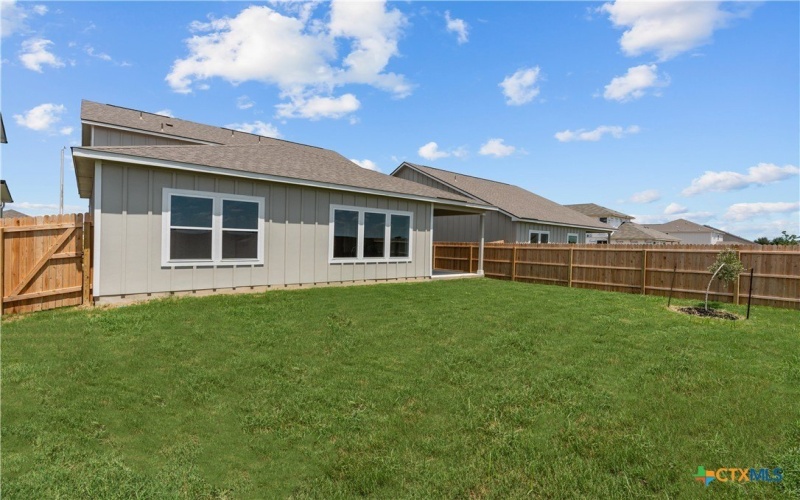2046 Newforest Peak, New Braunfels, TX 78130, 4 Bedrooms Bedrooms, ,3 BathroomsBathrooms,Residential,For Sale,2046 Newforest Peak,586543