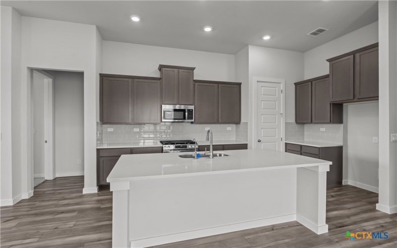 1509 Passmore Downs, New Braunfels, TX 78130, 4 Habitaciones Habitaciones , ,3 BañosBaños,Residential,En Venta,1509 Passmore Downs,586559