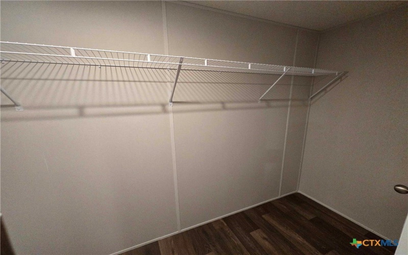 269 E Clark Street, Canyon Lake, TX 78133, 4 Habitaciones Habitaciones , ,2 BañosBaños,Residential,En Venta,269 E Clark Street,586588