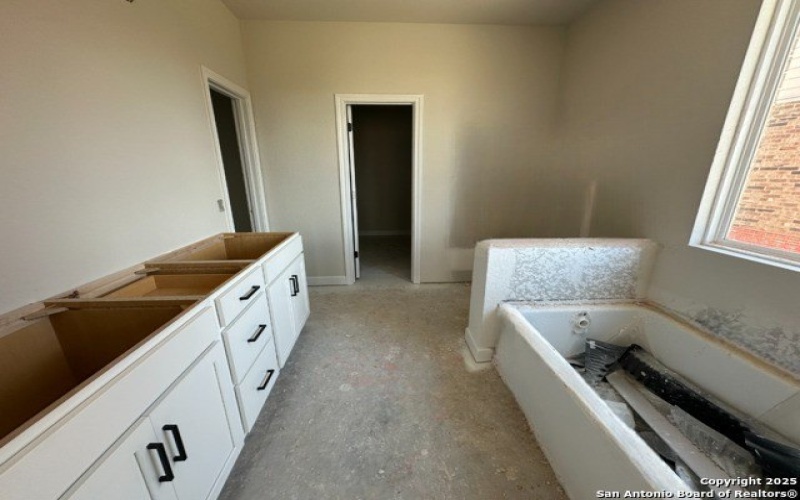 155 Mallorys Way, Castroville, TX 78253, 4 Habitaciones Habitaciones , ,3 BañosBaños,Residential,En Venta,155 Mallorys Way,1884228