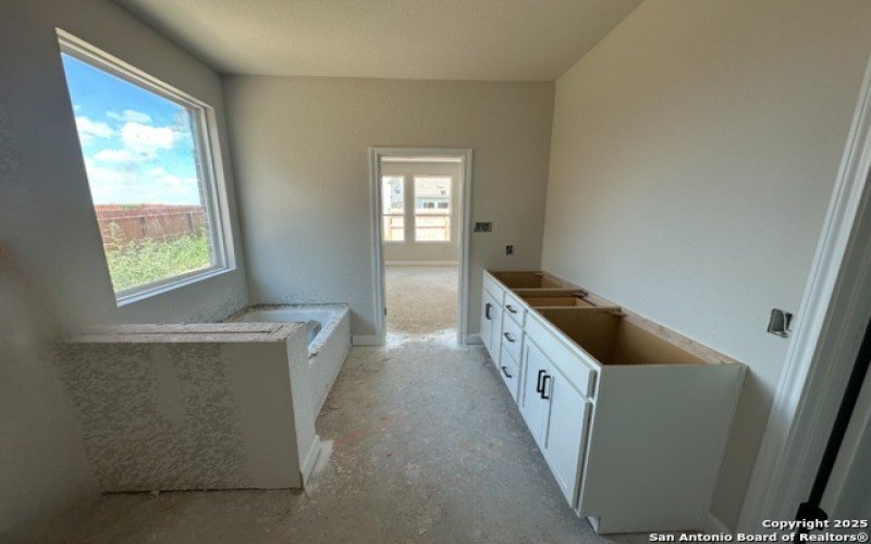 155 Mallorys Way, Castroville, TX 78253, 4 Habitaciones Habitaciones , ,3 BañosBaños,Residential,En Venta,155 Mallorys Way,1884228
