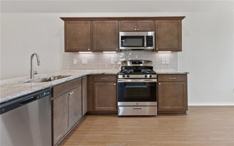 1215 High Street, Navasota, TX 77868, 3 Habitaciones Habitaciones , ,2 BañosBaños,Residential,En Venta,1215 High Street,0,25007888