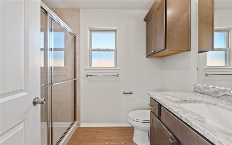 1215 High Street, Navasota, TX 77868, 3 Habitaciones Habitaciones , ,2 BañosBaños,Residential,En Venta,1215 High Street,0,25007888