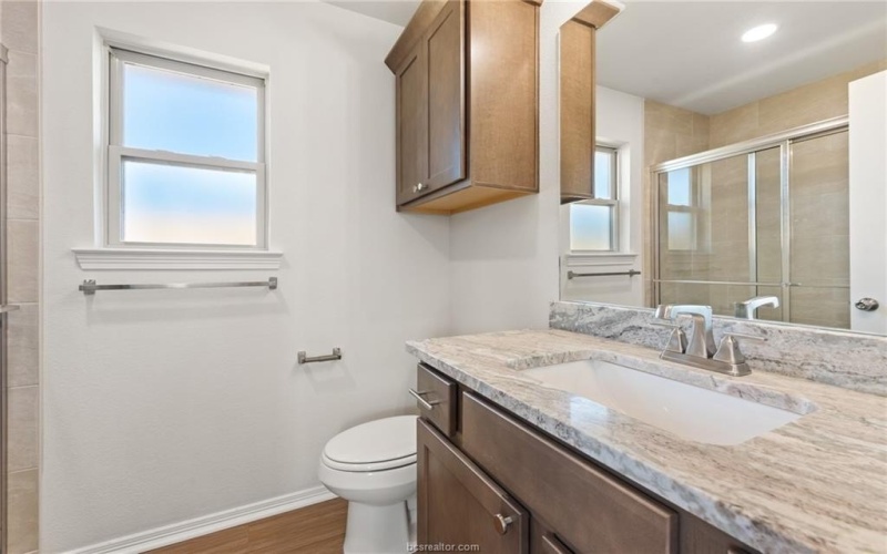 1215 High Street, Navasota, TX 77868, 3 Habitaciones Habitaciones , ,2 BañosBaños,Residential,En Venta,1215 High Street,0,25007888