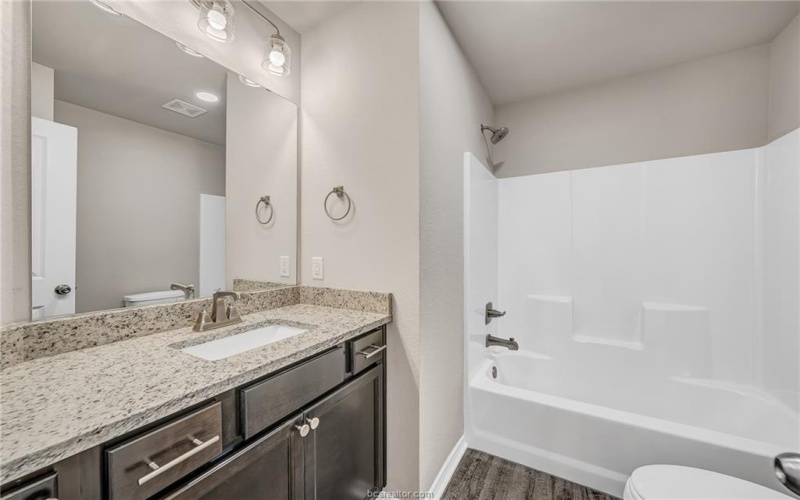 1216 High Street, Navasota, TX 77868, 3 Habitaciones Habitaciones , ,2 BañosBaños,Residential,En Venta,1216 High Street,25007890