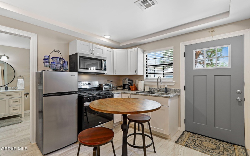 5796 Ethel Road unit: B #B, El Paso, TX 79932, 1 Bedroom Bedrooms, ,1 BathroomBathrooms,Residential,For Sale,5796 Ethel Road unit: B,926487