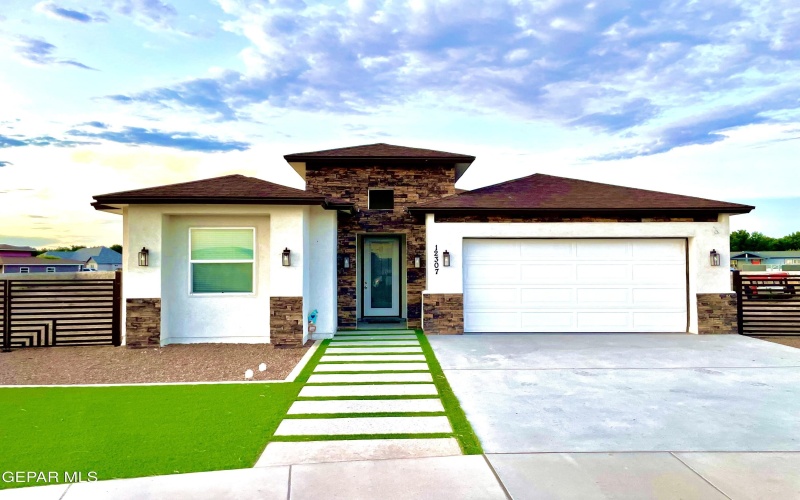 754 Delilah Avenue, Socorro, TX 79927, 4 Bedrooms Bedrooms, ,3 BathroomsBathrooms,Residential,For Sale,754 Delilah Avenue,926494