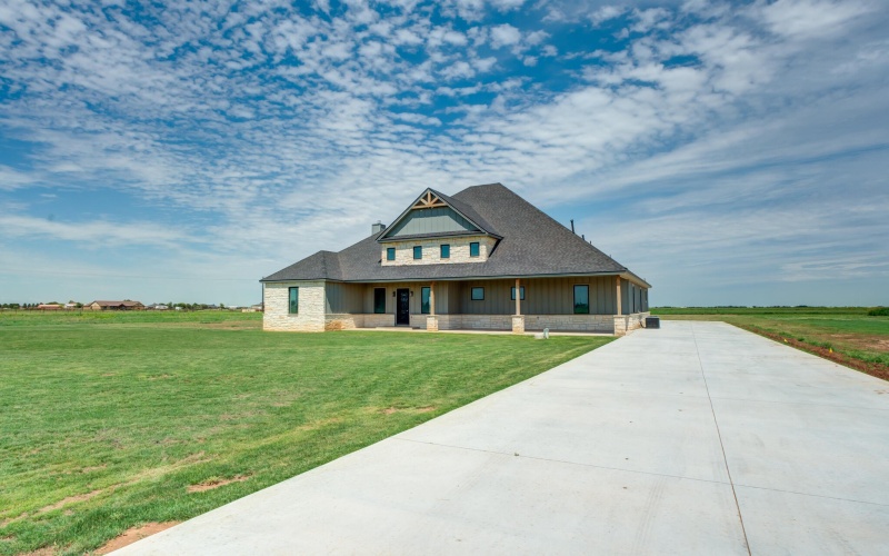17805 County Rd 1520, Wolfforth, TX 79382, 4 Habitaciones Habitaciones , ,3 BañosBaños,Residential,En Venta,17805 County Rd 1520,202557843