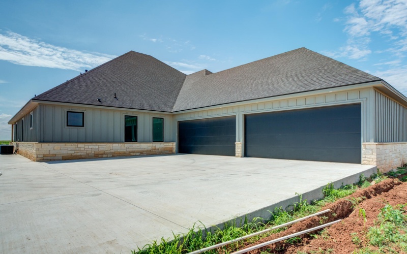 17805 County Rd 1520, Wolfforth, TX 79382, 4 Habitaciones Habitaciones , ,3 BañosBaños,Residential,En Venta,17805 County Rd 1520,202557843