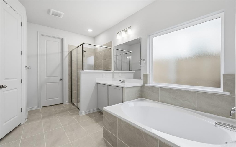 2504 Brandi Lane, Corinth, TX 75409, 4 Bedrooms Bedrooms, ,3 BathroomsBathrooms,Residential,For Sale,2504 Brandi Lane,0,20953169