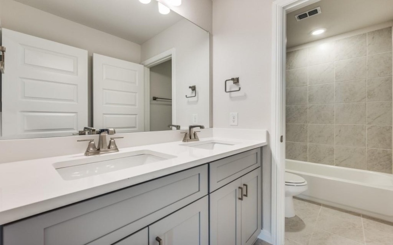 4117 Blackbird Avenue, Little Elm, TX 75068, 6 Habitaciones Habitaciones , ,6 BañosBaños,Residential,En Venta,4117 Blackbird Avenue,20999452