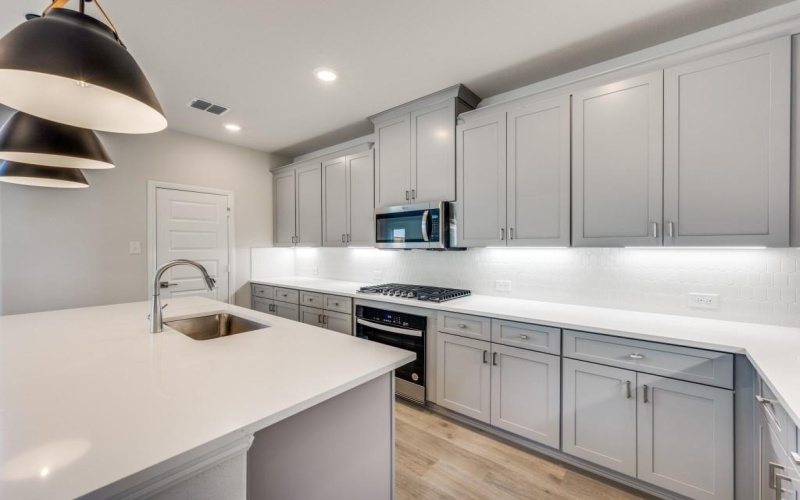 4117 Blackbird Avenue, Little Elm, TX 75068, 6 Habitaciones Habitaciones , ,6 BañosBaños,Residential,En Venta,4117 Blackbird Avenue,20999452
