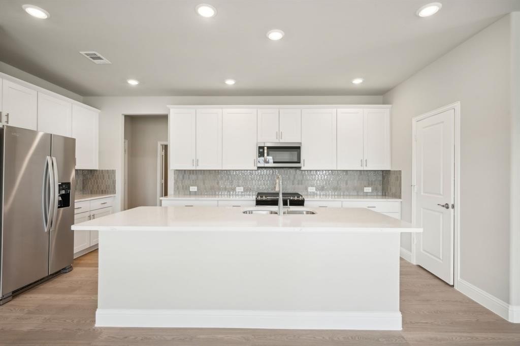 3404 Pat Mayse Drive, Farmersville, TX 75442, 4 Bedrooms Bedrooms, ,3 BathroomsBathrooms,Residential,For Sale,3404 Pat Mayse Drive,20999464