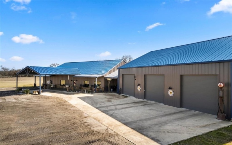 8291 State Highway 198, Mabank, TX 75156, 5 Habitaciones Habitaciones , ,3 BañosBaños,Residential,En Venta,8291 State Highway 198,20999874
