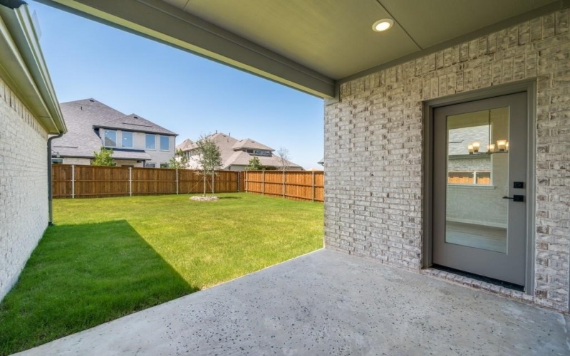 14565 Helena Street, Pilot Point, TX 76258, 5 Bedrooms Bedrooms, ,5 BathroomsBathrooms,Residential,For Sale,14565 Helena Street,20998612