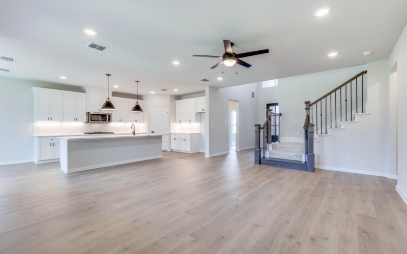 14565 Helena Street, Pilot Point, TX 76258, 5 Bedrooms Bedrooms, ,5 BathroomsBathrooms,Residential,For Sale,14565 Helena Street,20998612