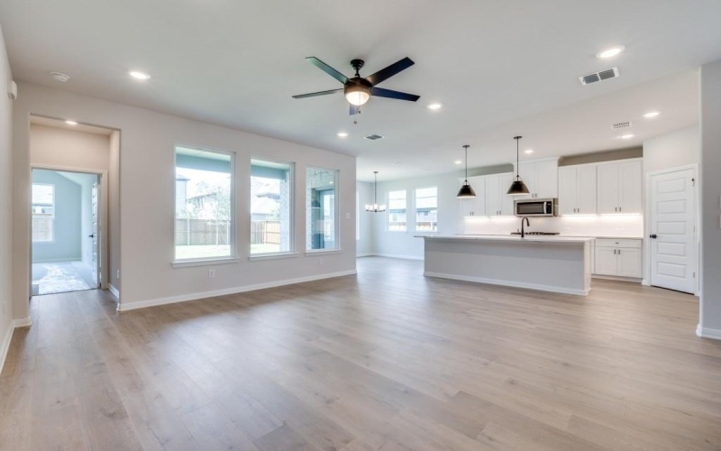 14565 Helena Street, Pilot Point, TX 76258, 5 Bedrooms Bedrooms, ,5 BathroomsBathrooms,Residential,For Sale,14565 Helena Street,20998612