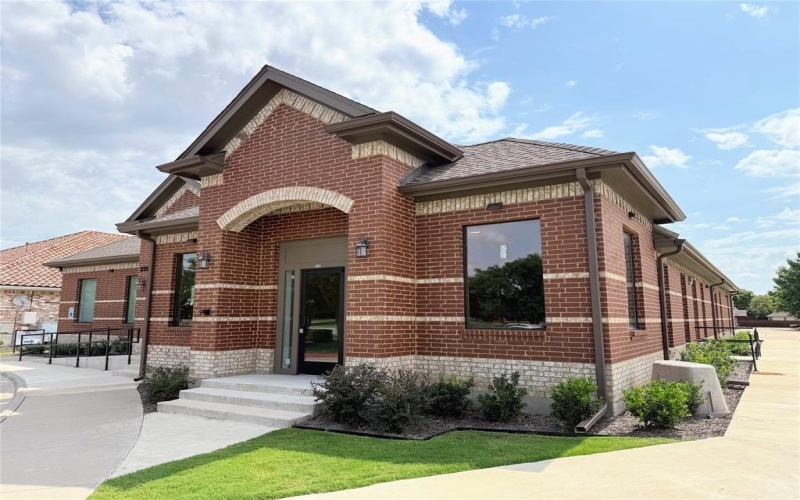 1511 W McDermott Drive #210 and #230, Allen, TX 75013, ,Commercial Sale,En Venta,1511 W McDermott Drive,20999100