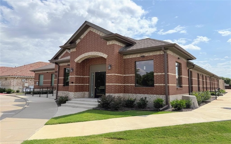 1511 W McDermott Drive #210 and #230, Allen, TX 75013, ,Commercial Sale,En Venta,1511 W McDermott Drive,20999100