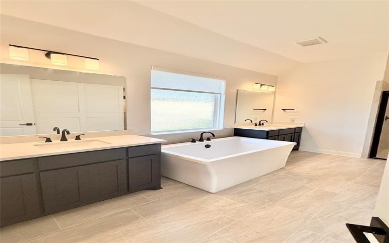 829 Ranchland Road, Fort Worth, TX 76247, 4 Habitaciones Habitaciones , ,3 BañosBaños,Residential,En Venta,829 Ranchland Road,20999304
