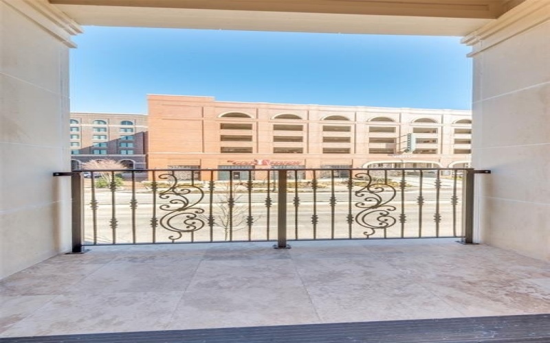 250 E Dallas Street #124, Grapevine, TX 76051, 3 Bedrooms Bedrooms, ,3 BathroomsBathrooms,Residential,For Sale,250 E Dallas Street,21000328