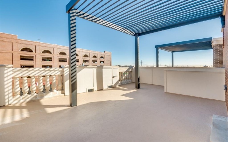 250 E Dallas Street #124, Grapevine, TX 76051, 3 Bedrooms Bedrooms, ,3 BathroomsBathrooms,Residential,For Sale,250 E Dallas Street,21000328