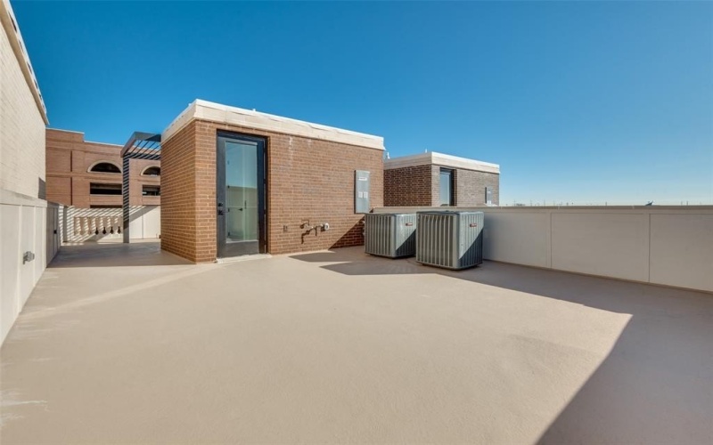 250 E Dallas Street #124, Grapevine, TX 76051, 3 Bedrooms Bedrooms, ,3 BathroomsBathrooms,Residential,For Sale,250 E Dallas Street,21000328