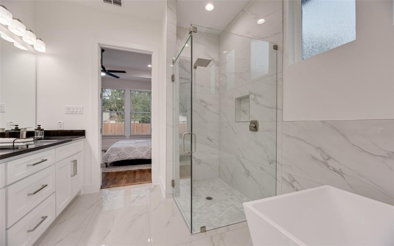 1392 Hartsdale Drive, Dallas, TX 75211, 4 Habitaciones Habitaciones , ,3 BañosBaños,Residential,En Venta,1392 Hartsdale Drive,21000624