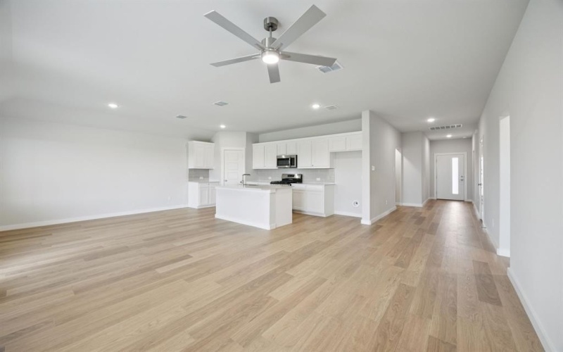 215 Lockhart Street, Greenville, TX 75402, 3 Habitaciones Habitaciones , ,2 BañosBaños,Residential,En Venta,215 Lockhart Street,21000695