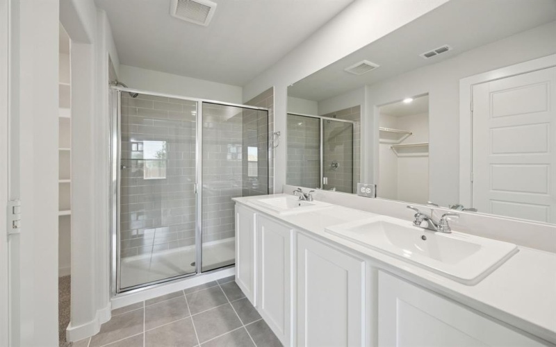 215 Lockhart Street, Greenville, TX 75402, 3 Habitaciones Habitaciones , ,2 BañosBaños,Residential,En Venta,215 Lockhart Street,21000695