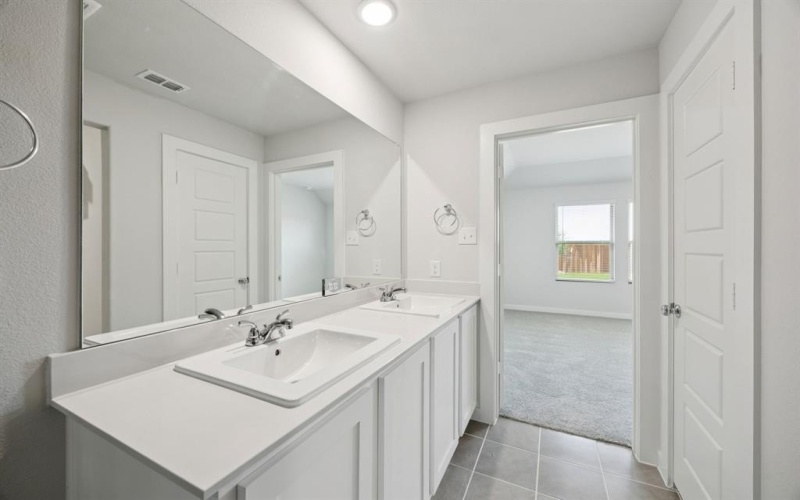 215 Lockhart Street, Greenville, TX 75402, 3 Habitaciones Habitaciones , ,2 BañosBaños,Residential,En Venta,215 Lockhart Street,21000695