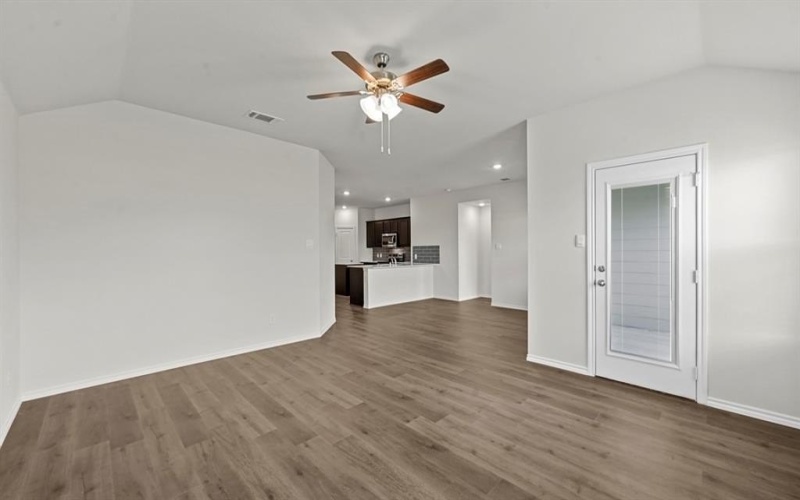 409 Gooseberry Drive, Josephine, TX 75173, 5 Habitaciones Habitaciones , ,2 BañosBaños,Residential,En Venta,409 Gooseberry Drive,21000720