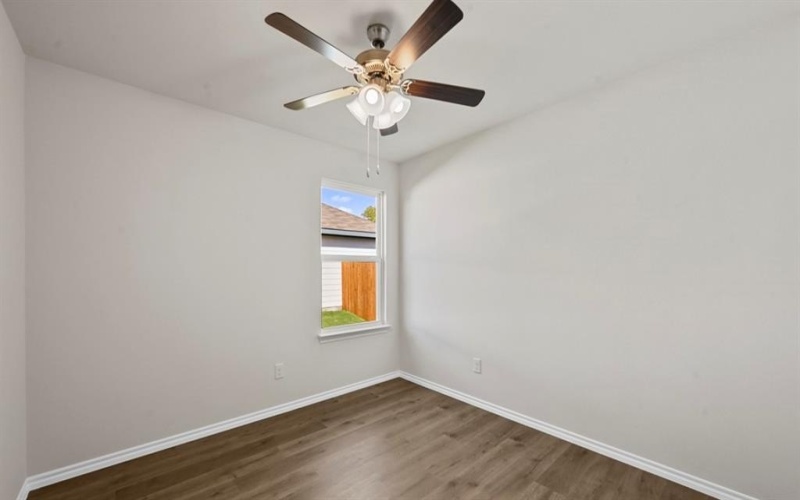 415 English Oak Drive, Josephine, TX 75173, 4 Habitaciones Habitaciones , ,3 BañosBaños,Residential,En Venta,415 English Oak Drive,21000726