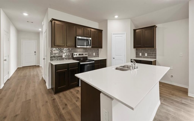 415 English Oak Drive, Josephine, TX 75173, 4 Habitaciones Habitaciones , ,3 BañosBaños,Residential,En Venta,415 English Oak Drive,21000726