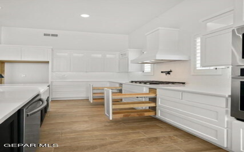 12933 Tatenhill Drive, El Paso, TX 79928, 4 Habitaciones Habitaciones , ,3 BañosBaños,Residential,En Venta,12933 Tatenhill Drive,907924
