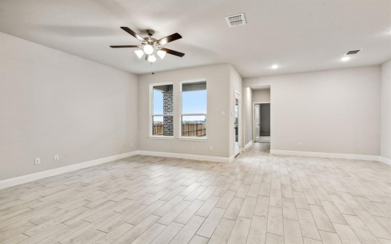 901 Portina Drive, Anna, TX 75409, 3 Habitaciones Habitaciones , ,2 BañosBaños,Residential,En Venta,901 Portina Drive,21001036