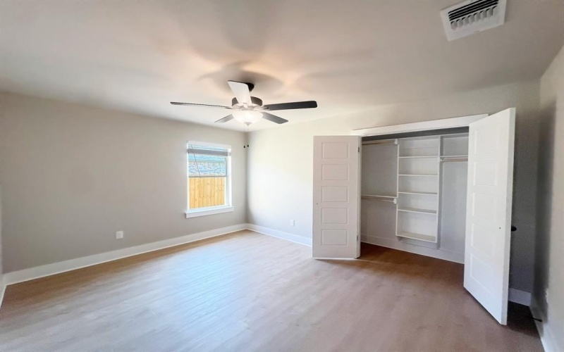 512 Courtney Drive, Sherman, TX 75092, 3 Bedrooms Bedrooms, ,2 BathroomsBathrooms,Residential,For Sale,512 Courtney Drive,0,21001057
