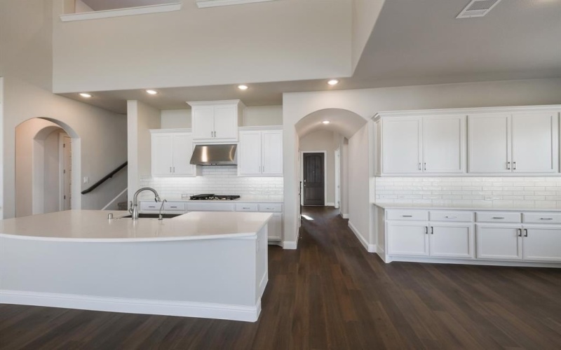 6825 Turner Falls Circle, Flower Mound, TX 76226, 5 Bedrooms Bedrooms, ,5 BathroomsBathrooms,Residential,For Sale,6825 Turner Falls Circle,21001184