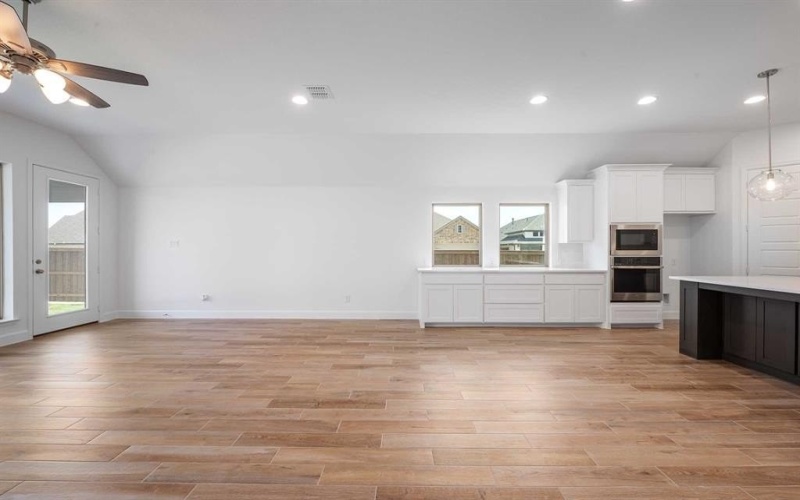 108 Tierra Blanca Lane, Rhome, TX 76078, 4 Bedrooms Bedrooms, ,3 BathroomsBathrooms,Residential,For Sale,108 Tierra Blanca Lane,0,21001217